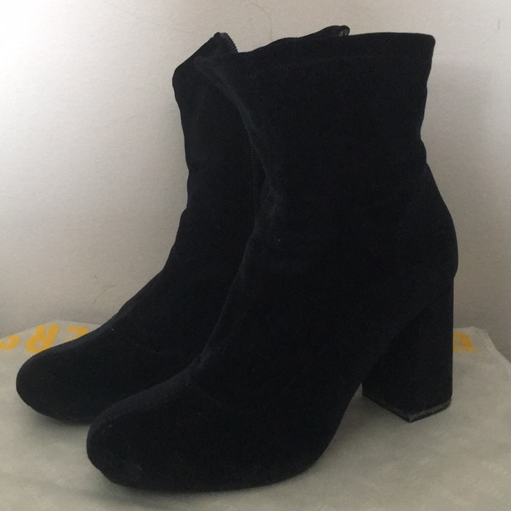 Velvet black heeled boots